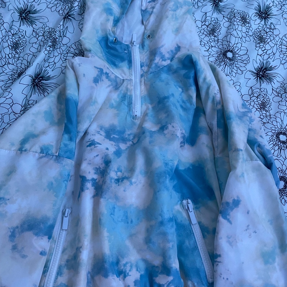 windbreaker crop top